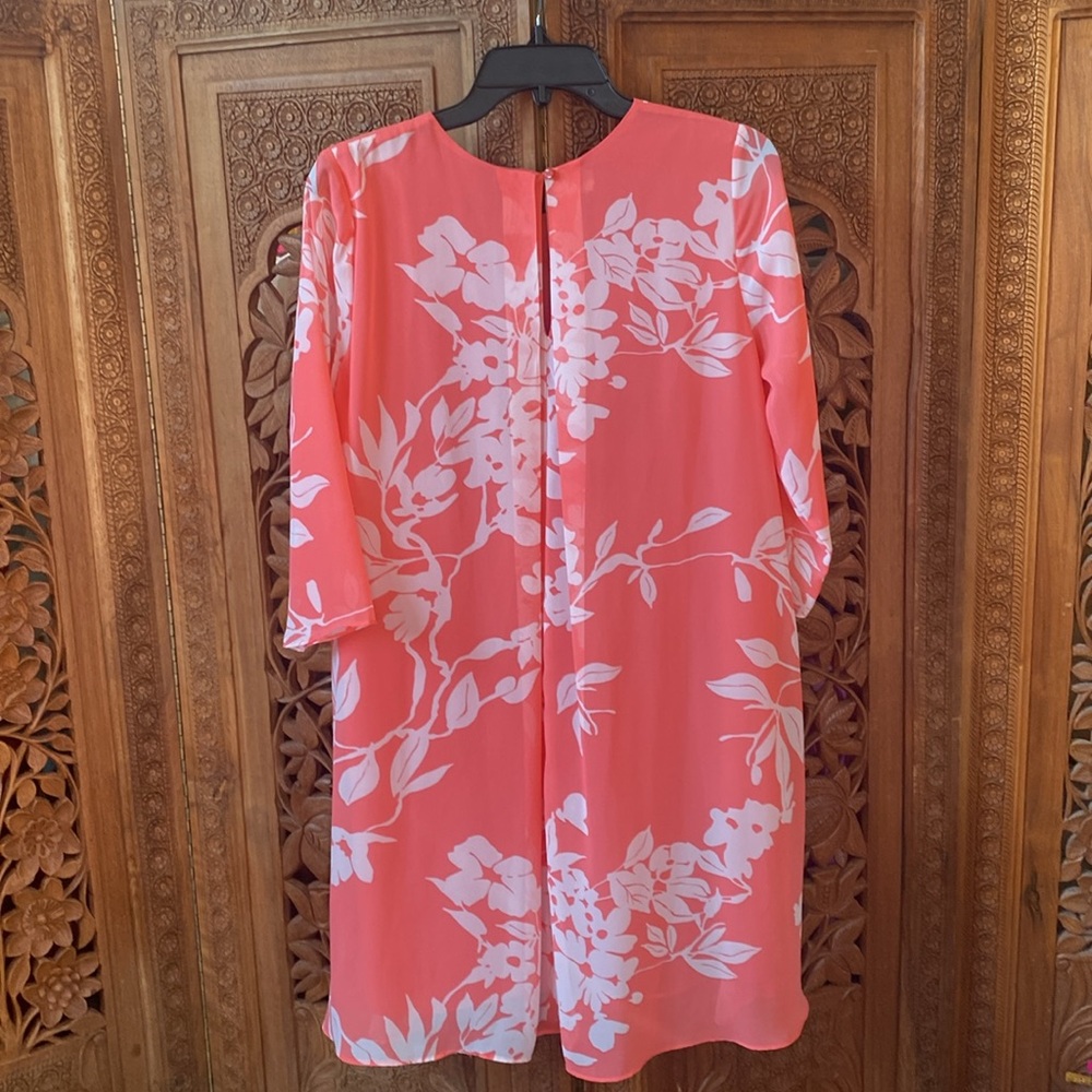 NWT New York & Company Eva Mendes  peach/white floral chiffon dress - Picture 3 of 10